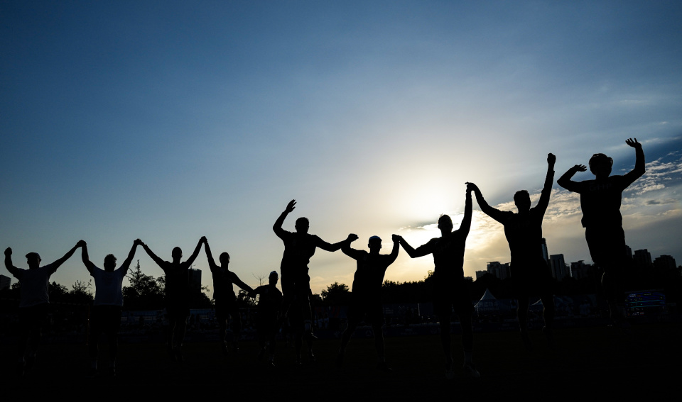 吸引不少市, 的比拼, 热烈的氛围 吸引不少市, 的比拼, 热烈的氛围