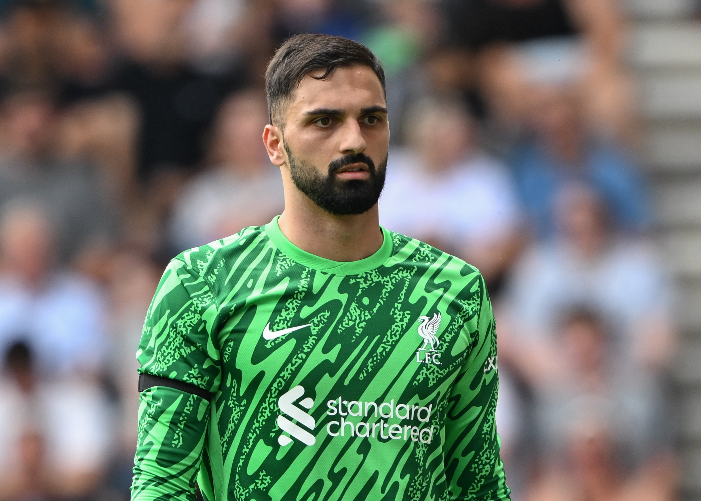 他不能从后 他不能从后