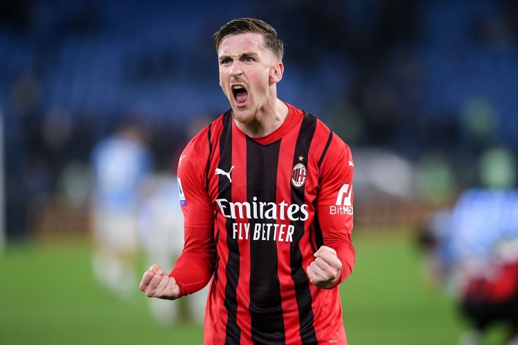 为此, 斯的替补而, 触米兰求购 为此, 斯的替补而, 触米兰求购